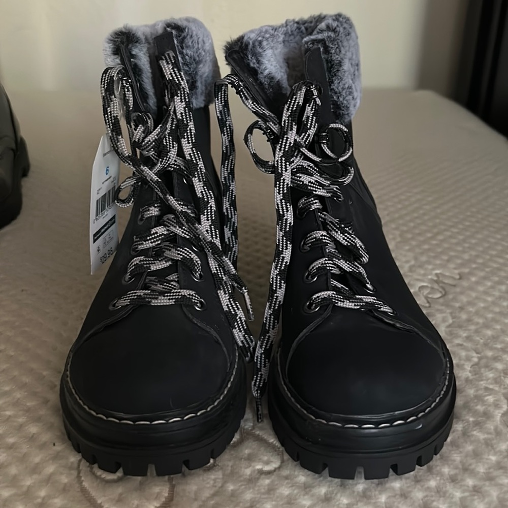 Women’s boots